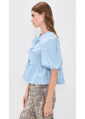 W0970 Washed stretch cotton peplum bluse Soft Chambray Ganni 